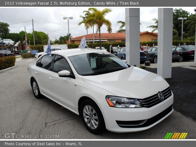 2013 Volkswagen Passat 2.5L Wolfsburg Edition in Candy White