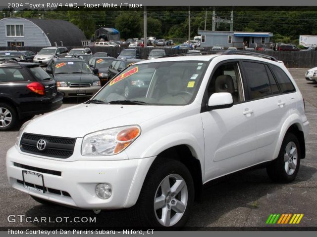 2004 Toyota RAV4 4WD in Super White