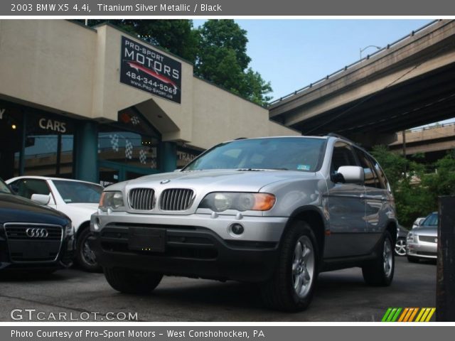 2003 BMW X5 4.4i in Titanium Silver Metallic