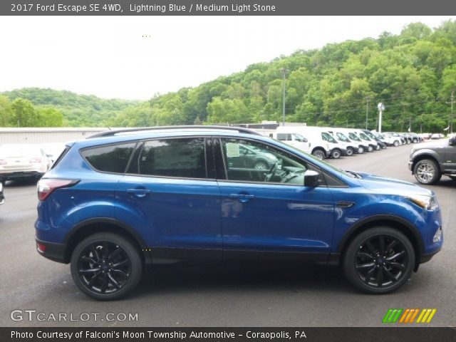 2017 Ford Escape SE 4WD in Lightning Blue