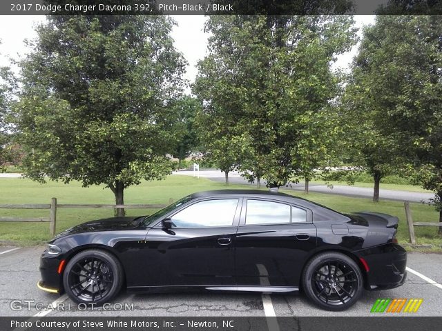 2017 Dodge Charger Daytona 392 in Pitch-Black