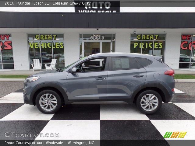 2016 Hyundai Tucson SE in Coliseum Grey