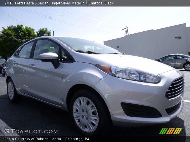 2015 Ford Fiesta S Sedan in Ingot Silver Metallic