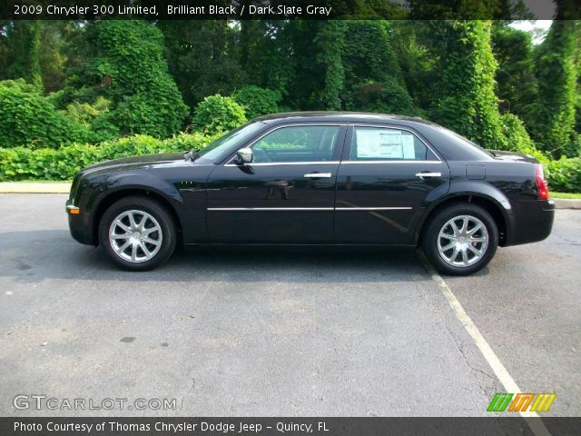 2009 Chrysler 300 Limited in Brilliant Black