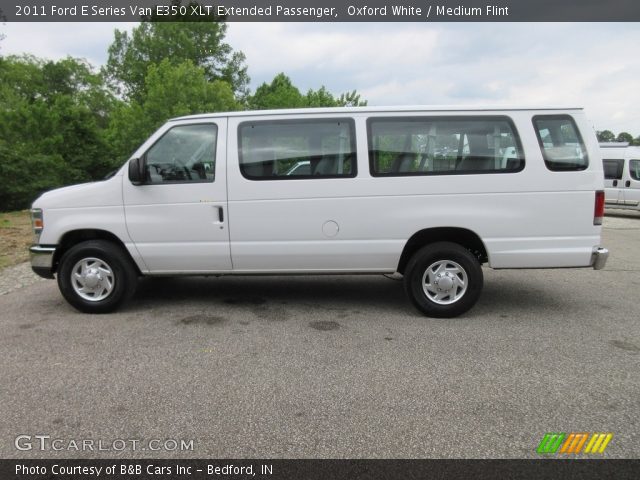 2011 Ford E Series Van E350 XLT Extended Passenger in Oxford White