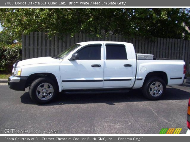 2005 Dodge Dakota SLT Quad Cab in Bright White