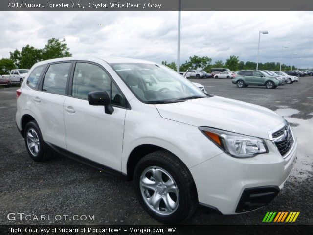 2017 Subaru Forester 2.5i in Crystal White Pearl