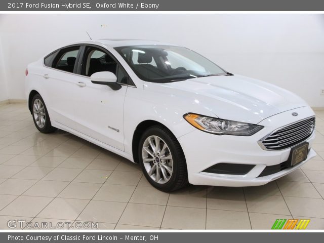 2017 Ford Fusion Hybrid SE in Oxford White