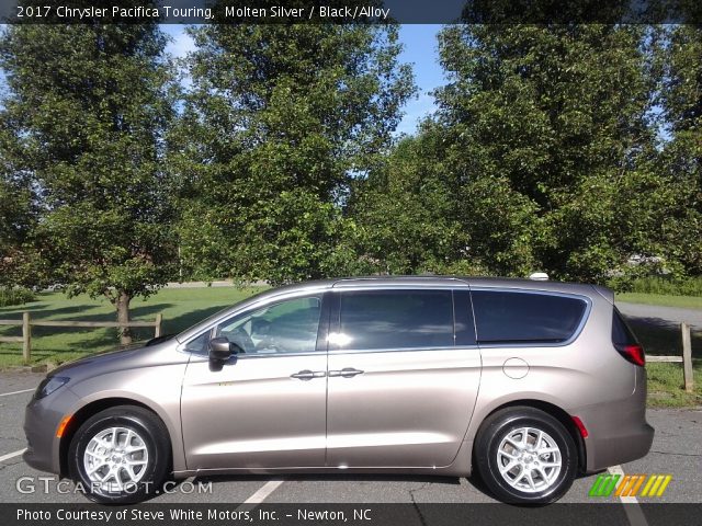 2017 Chrysler Pacifica Touring in Molten Silver