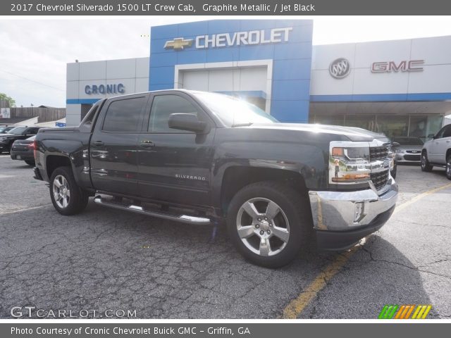 2017 Chevrolet Silverado 1500 LT Crew Cab in Graphite Metallic