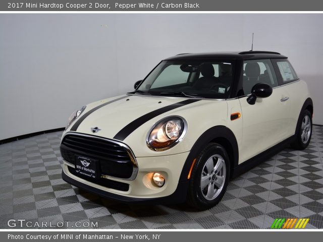 2017 Mini Hardtop Cooper 2 Door in Pepper White