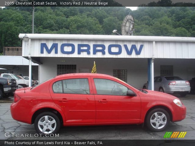 2005 Chevrolet Cobalt Sedan in Victory Red
