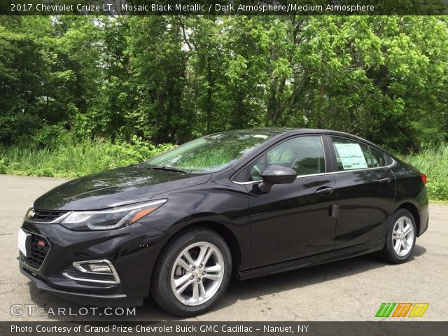 2017 Chevrolet Cruze LT in Mosaic Black Metallic