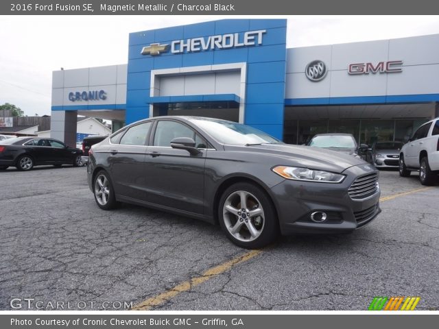 2016 Ford Fusion SE in Magnetic Metallic