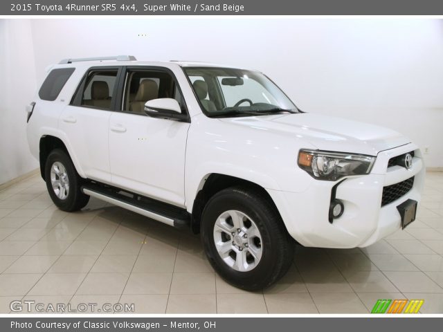 2015 Toyota 4Runner SR5 4x4 in Super White