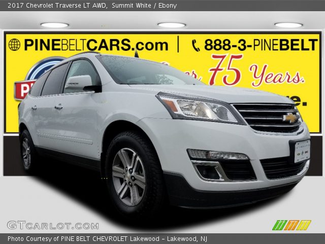 2017 Chevrolet Traverse LT AWD in Summit White
