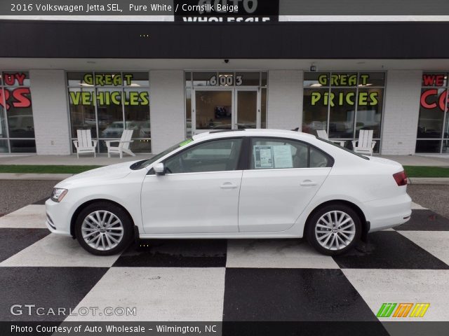 2016 Volkswagen Jetta SEL in Pure White