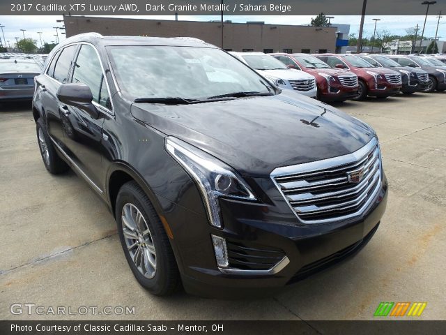 2017 Cadillac XT5 Luxury AWD in Dark Granite Metallic