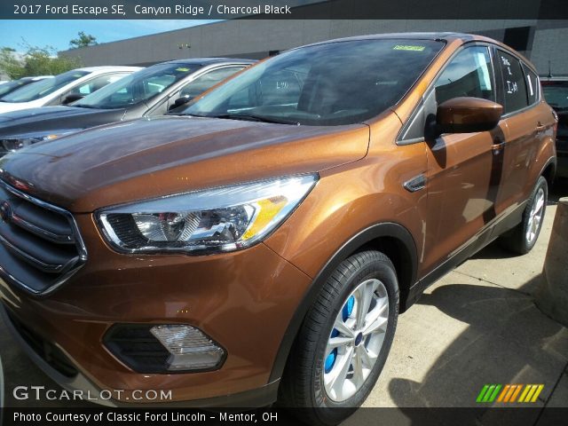 2017 Ford Escape SE in Canyon Ridge