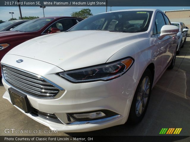 2017 Ford Fusion SE in White Platinum