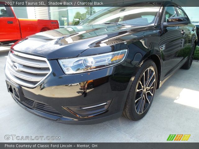 2017 Ford Taurus SEL in Shadow Black