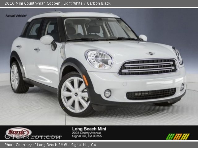 2016 Mini Countryman Cooper in Light White