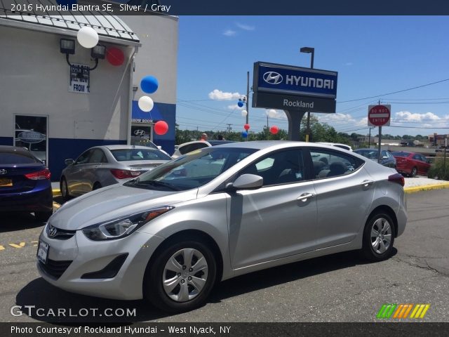 2016 Hyundai Elantra SE in Silver