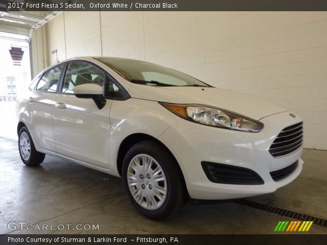 2017 Ford Fiesta S Sedan in Oxford White