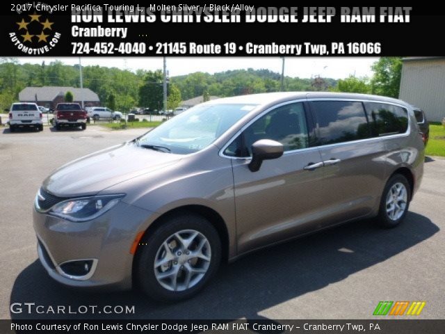 2017 Chrysler Pacifica Touring L in Molten Silver