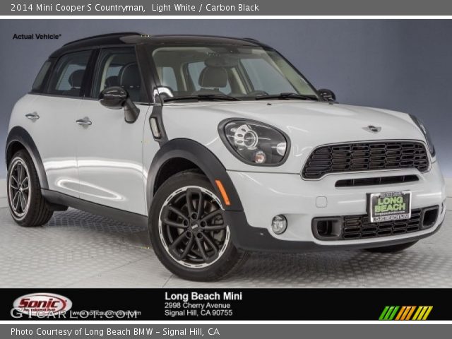 2014 Mini Cooper S Countryman in Light White