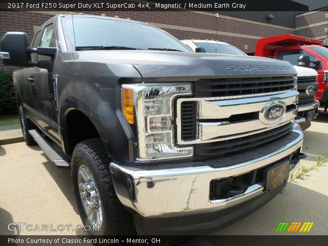 2017 Ford F250 Super Duty XLT SuperCab 4x4 in Magnetic