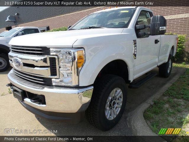 2017 Ford F250 Super Duty XLT Regular Cab 4x4 in Oxford White