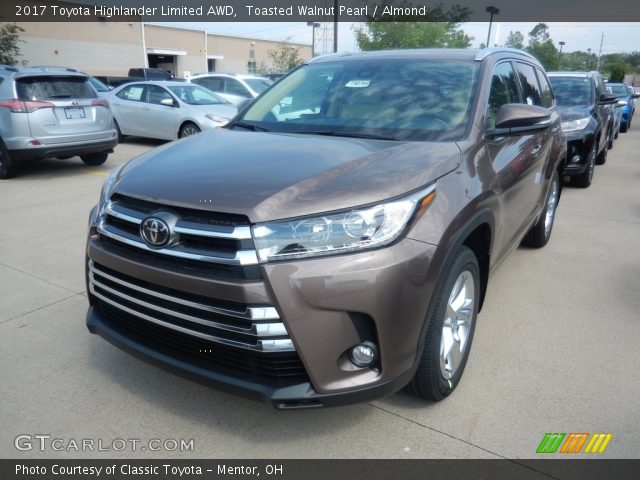 2017 Toyota Highlander Limited AWD in Toasted Walnut Pearl