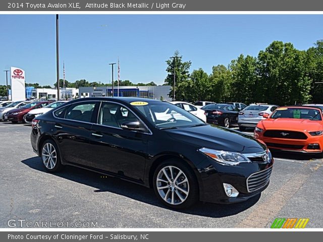 2014 Toyota Avalon XLE in Attitude Black Metallic