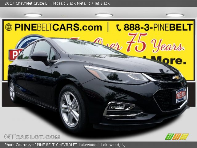 2017 Chevrolet Cruze LT in Mosaic Black Metallic