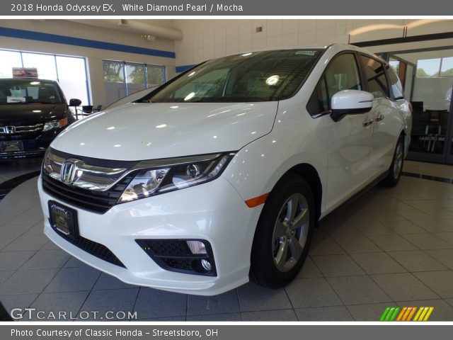 2018 Honda Odyssey EX in White Diamond Pearl