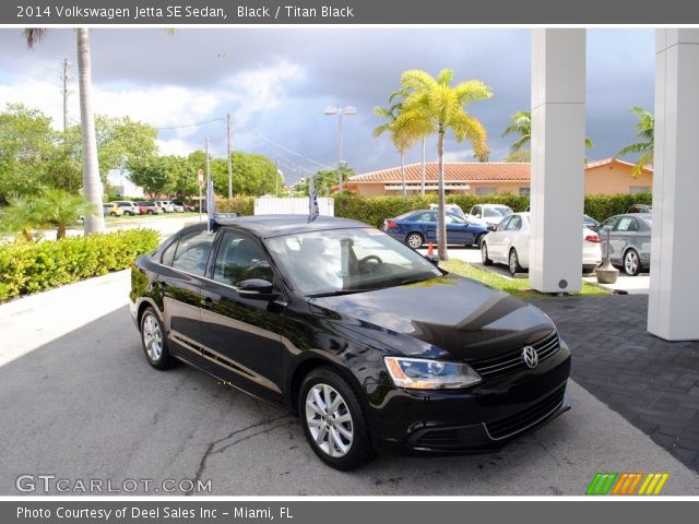 2014 Volkswagen Jetta SE Sedan in Black