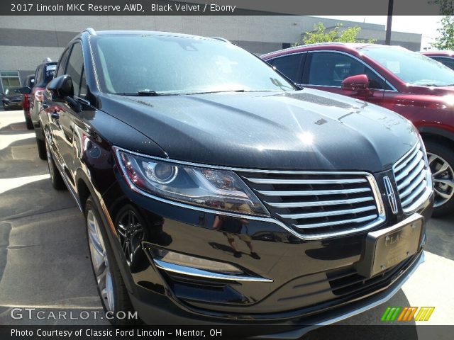 2017 Lincoln MKC Reserve AWD in Black Velvet