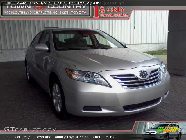 2009 Toyota Camry Hybrid in Classic Silver Metallic