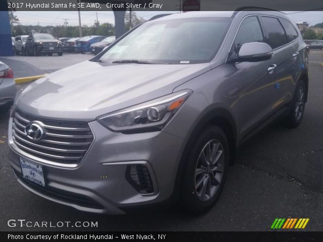 2017 Hyundai Santa Fe SE AWD in Circuit Silver
