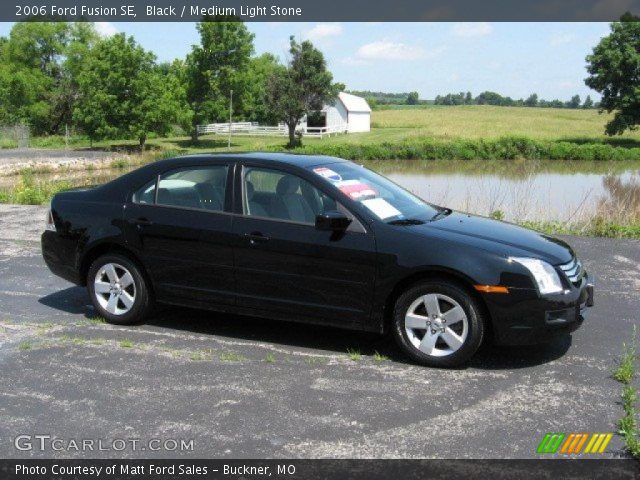 2006 Ford Fusion SE in Black