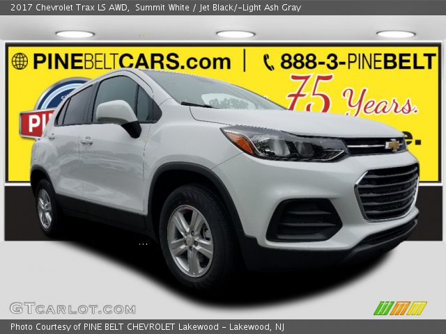 2017 Chevrolet Trax LS AWD in Summit White