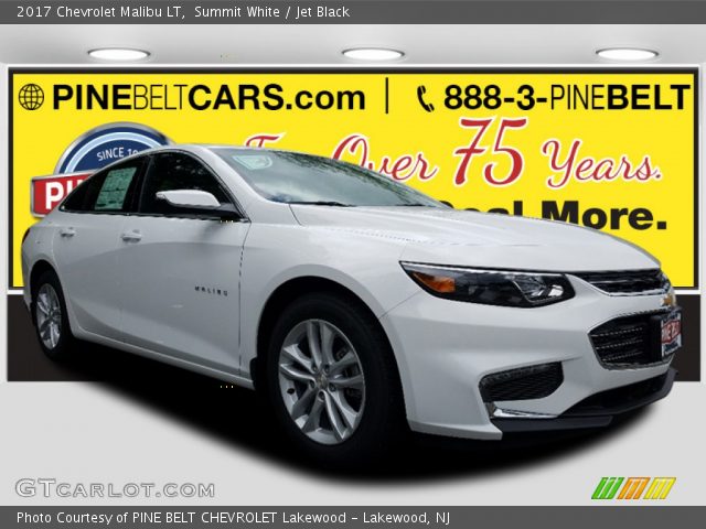 2017 Chevrolet Malibu LT in Summit White
