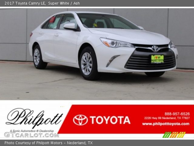 2017 Toyota Camry LE in Super White