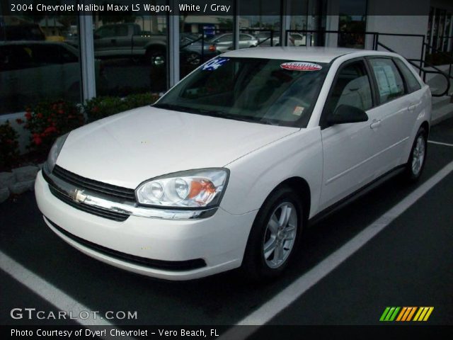 2004 Chevrolet Malibu Maxx LS Wagon in White