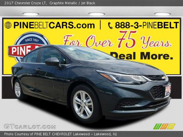 2017 Chevrolet Cruze LT in Graphite Metallic