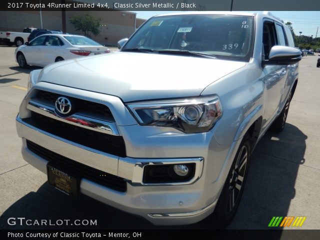 2017 Toyota 4Runner Limited 4x4 in Classic Silver Metallic