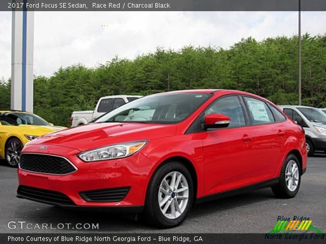 2017 Ford Focus SE Sedan in Race Red