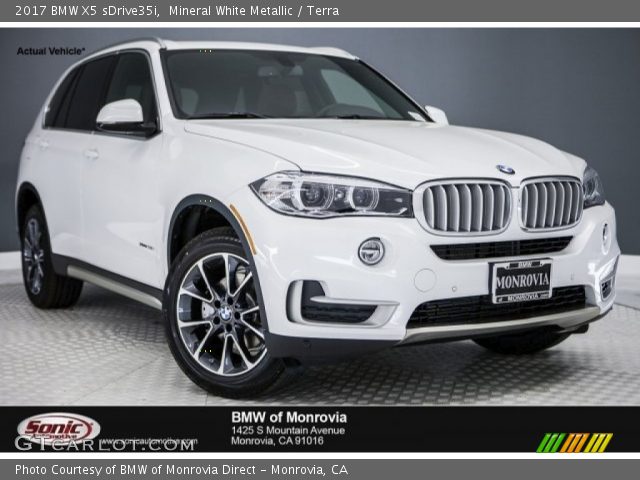 2017 BMW X5 sDrive35i in Mineral White Metallic