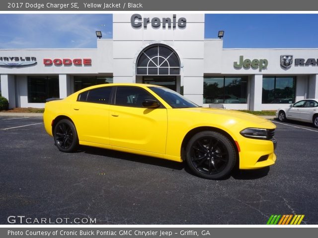 2017 Dodge Charger SE in Yellow Jacket